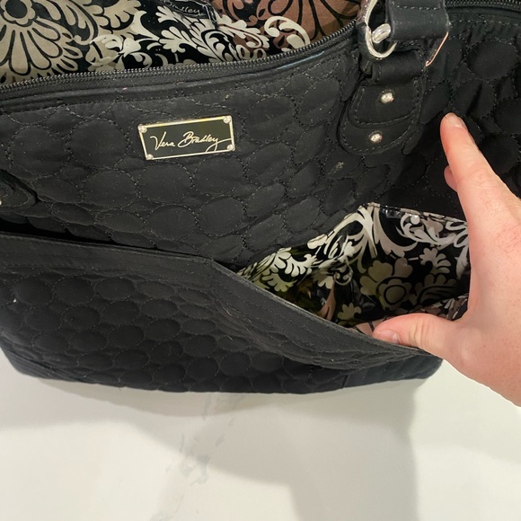 Vera Bradley Ultimate Baby Diaper Tote Bag with matching changing pad - Picture 2 of 7